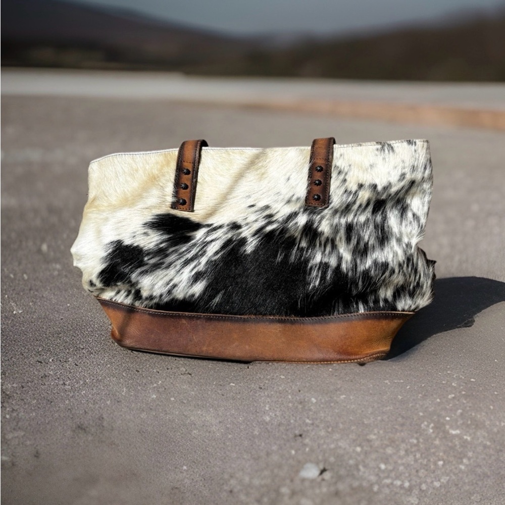 Women's Brown and White Tote Bag - Picture 2 of 2